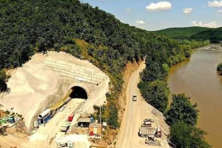 Tunel_Arad_bata_ext